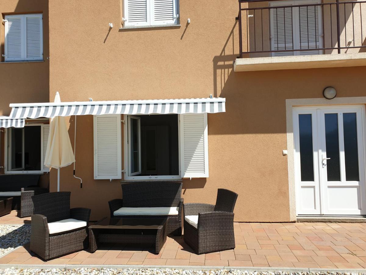 Slavica Apartments 2 Sveti Juraj Εξωτερικό φωτογραφία